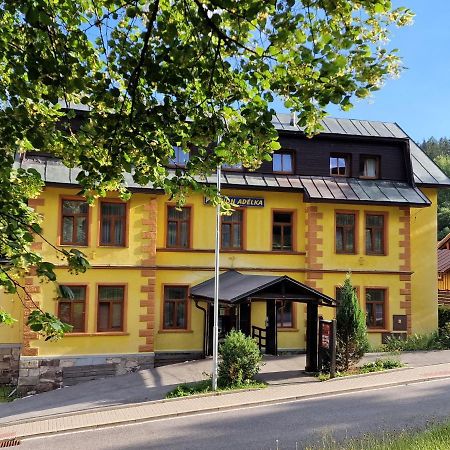 Penzion Adelka Янске Лазне Екстериор снимка
